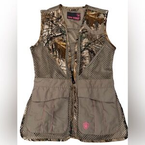 Game Winner Women’s Mesh Camo Hunting / Shooting Vest XS/S